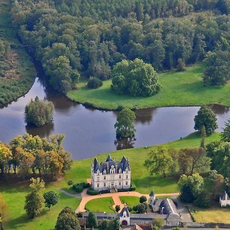 Chateau Du Maurier La Fontaine-Saint-Martin Exterior photo