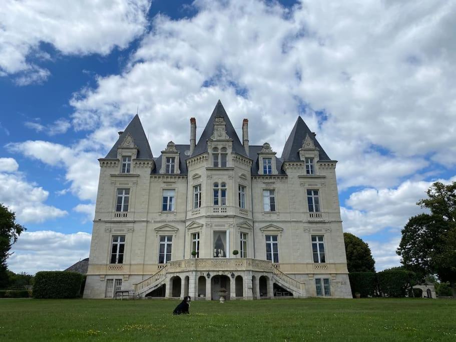 Chateau Du Maurier La Fontaine-Saint-Martin Exterior photo
